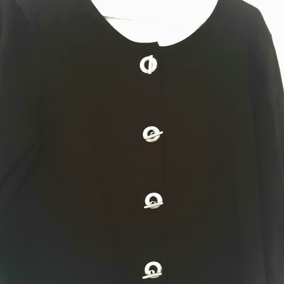 PREMISE STUDIO ELEGANT CARDIGAN WITH SILVER BUTTON - Picture 1 of 5